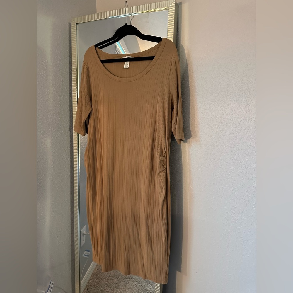 H&M Ribbed Tan Maternity Dress